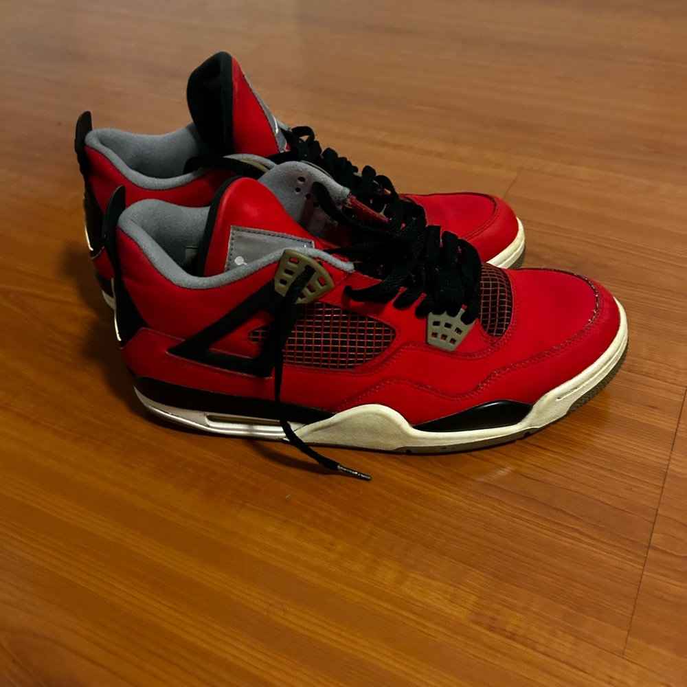Jordan Men's Red and Black Athletic Shoes